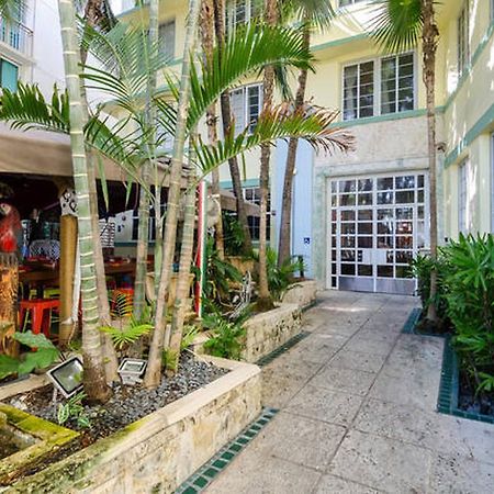 Ocean Drive Studio Historic Building Minutes Walk To The Beach. Miami Beach Extérieur photo